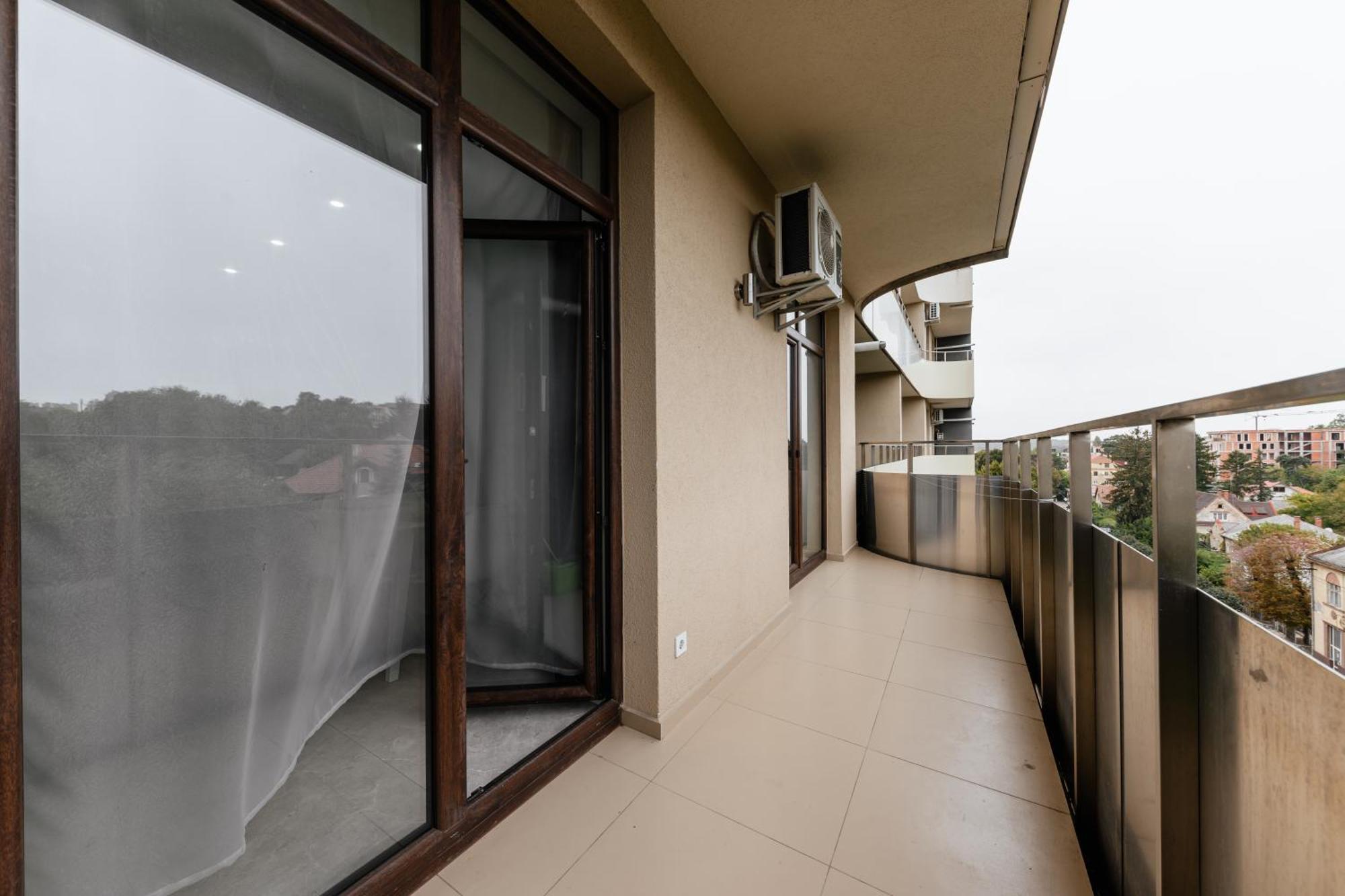 Luxury Apartments “Dream City” Uzhhorod Exterior photo